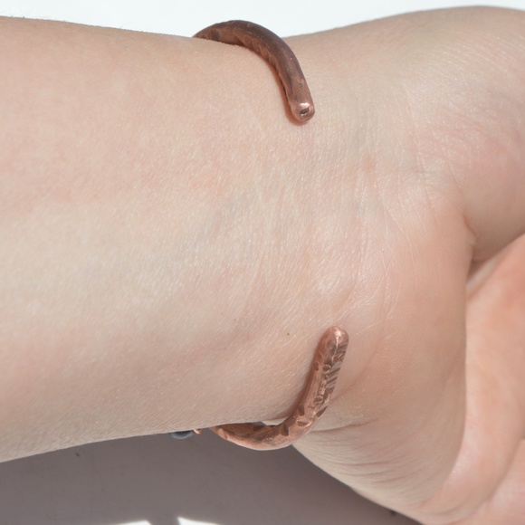 Blue Sapphire Copper Cuff Bracelet Artisan Reiki - Picture 6 of 8